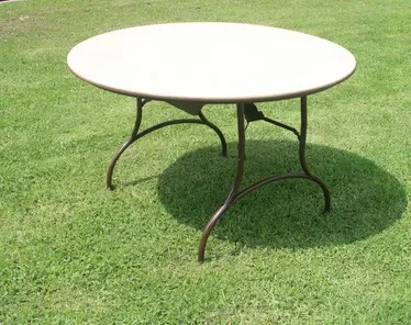 Round table, 48 in