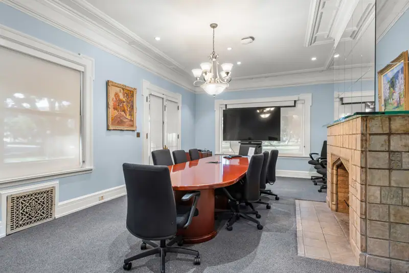 The Building 10 Conference Rooms and Parlor at Mount Saint Mary’s University Doheny Campus — photo 6 of 17