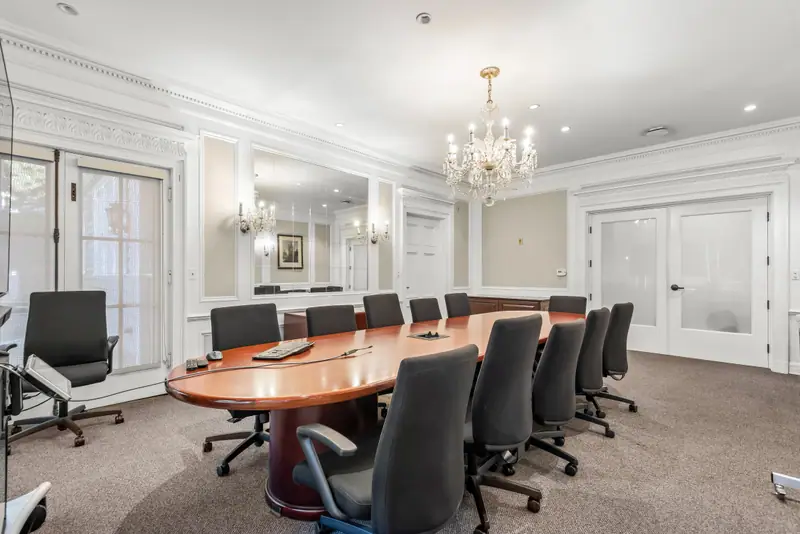 The Building 10 Conference Rooms and Parlor at Mount Saint Mary’s University Doheny Campus — photo 11 of 17