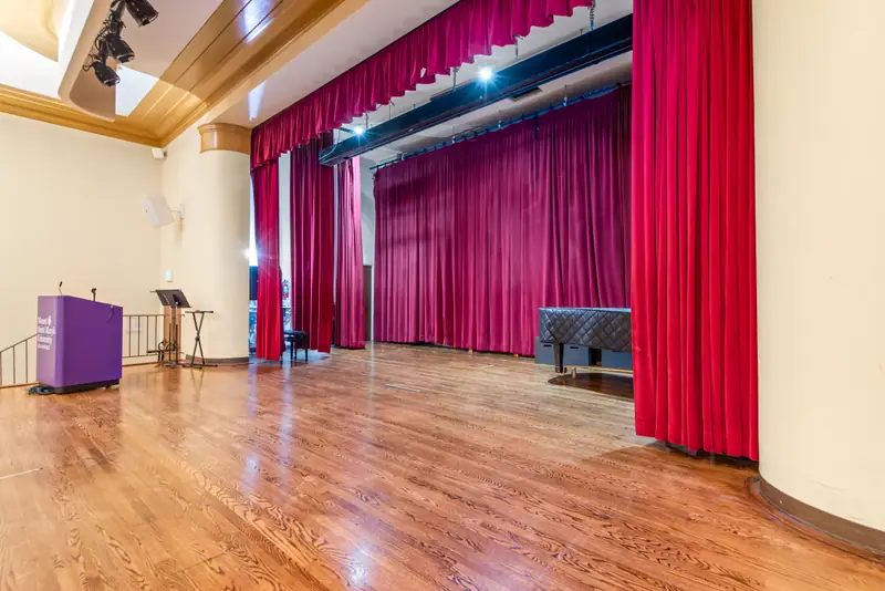 Hannon Theater at Mount Saint Mary’s University Chalon Campus — photo 11 of 12