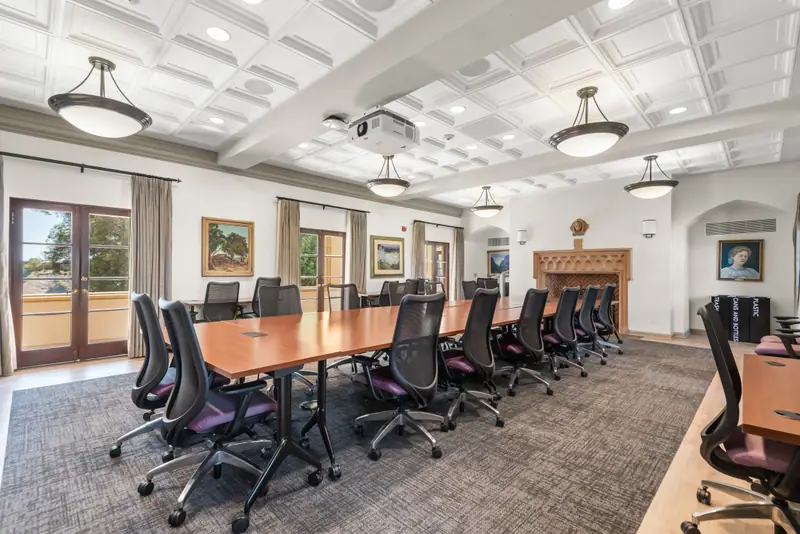 Hannon Parlor at Mount Saint Mary’s University Chalon Campus — photo 5 of 5