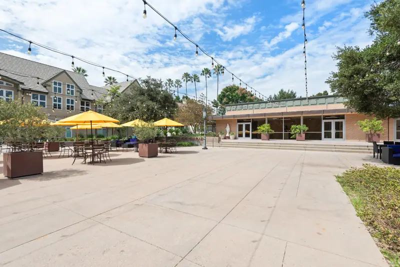 The Rose Hills Plaza at Mount Saint Mary’s University Doheny Campus — photo 7 of 14