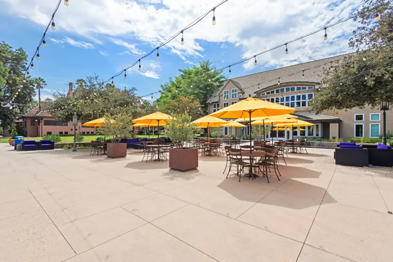 The Rose Hills Plaza at Mount Saint Mary’s University Doheny Campus — photo 8 of 14