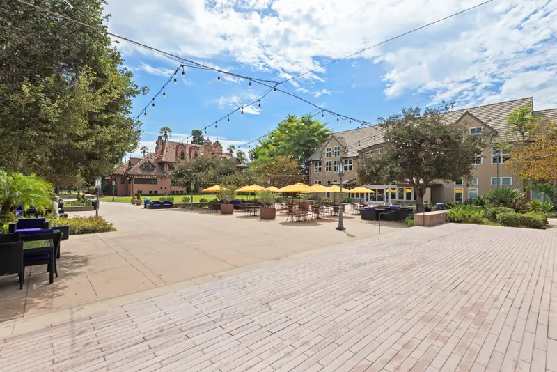 The Rose Hills Plaza at Mount Saint Mary’s University Doheny Campus — photo 9 of 14